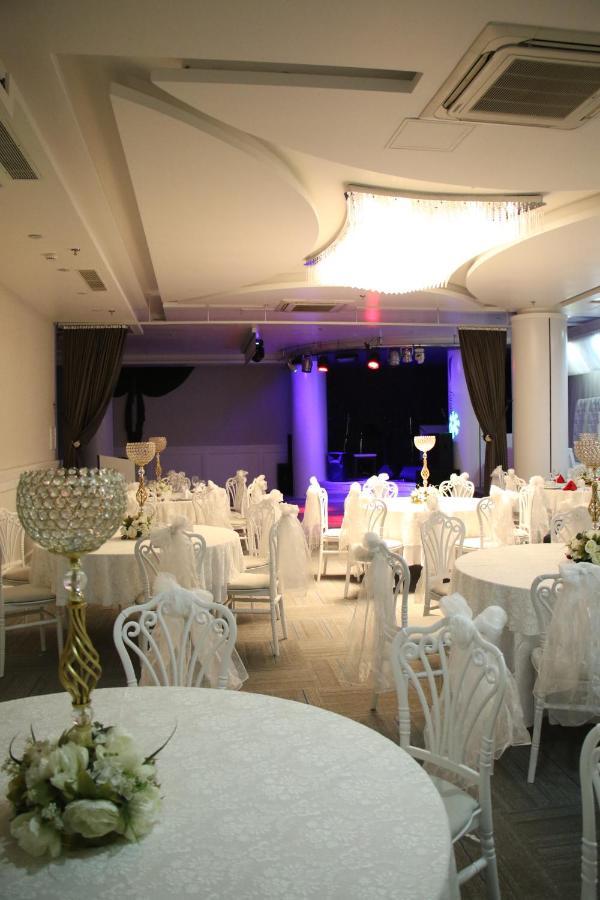 Forum Suite Otel Mersin  Exterior foto