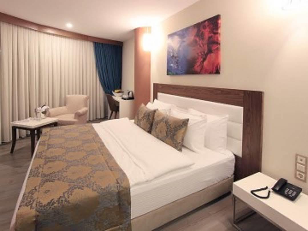 Forum Suite Otel Mersin  Exterior foto